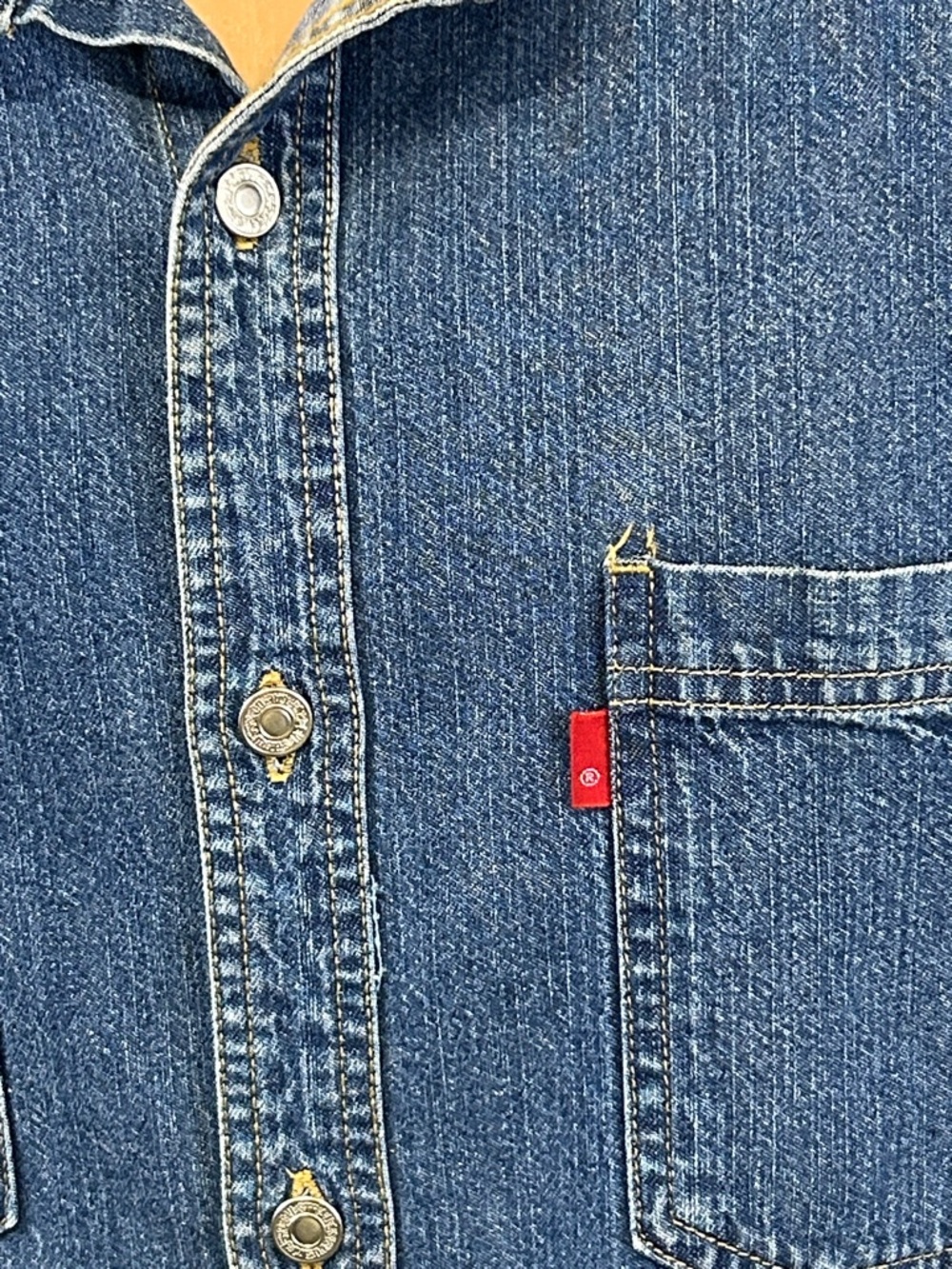 Levi's Denim long sleeve shirt.  L - Picture 4 of 7